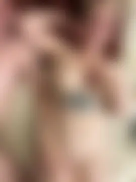 MrMrsRight's Live Sex Cam Show