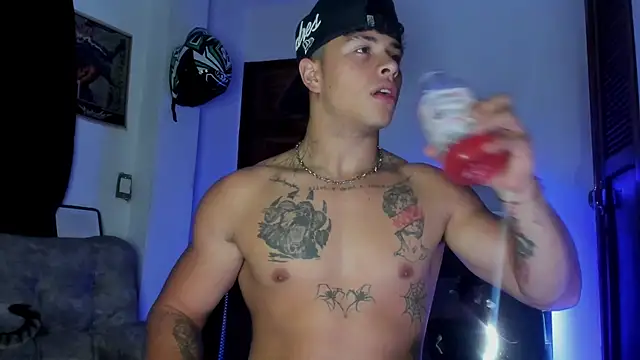 Dominic_Biker__ Pertunjukan Kamera Seks Langsung