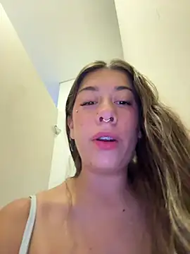 Enyeld_ruru Adlı Modelin Canlı Seks Kamerası Şovu
