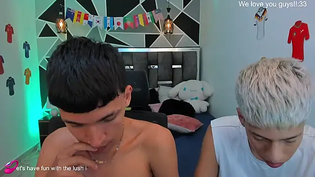 Juan_Nd_Steven's Live Sex Cam Show