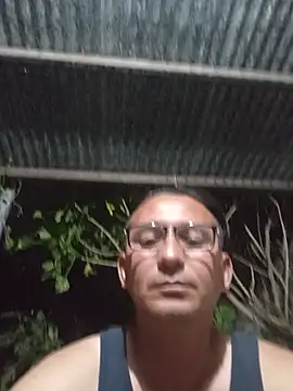 Show sexual ao vivo de Andresguz35