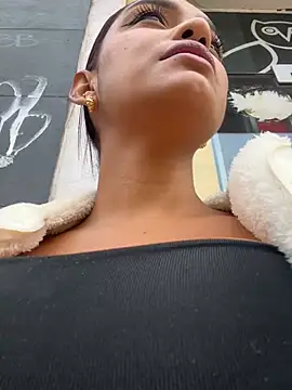 Sara-77 Live seks camshow