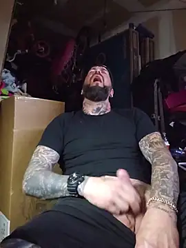 Show webcam porno en direct de Beardedtattood