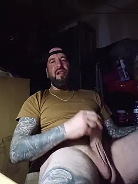 Beardedtattood Videochat live