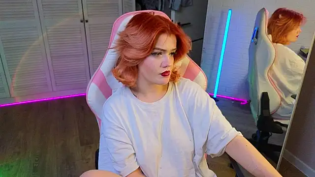 Pokazy przed seks kamerką na żywo – RedVelveten