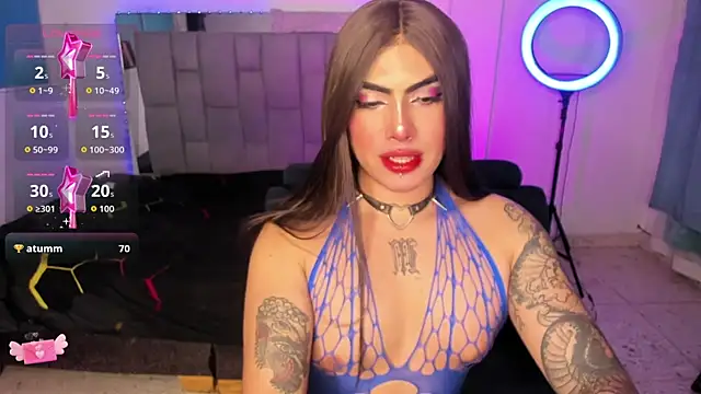 Sophie_whitexxx 现场性爱视讯表演
