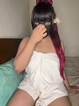 Pokazy przed seks kamerką na żywo – Ariana__Marie