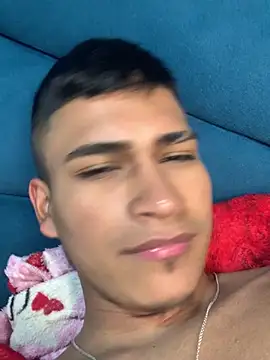 โชว์เซ็กส์แคมถ่ายทอดสดของ Emiliano_Reyes