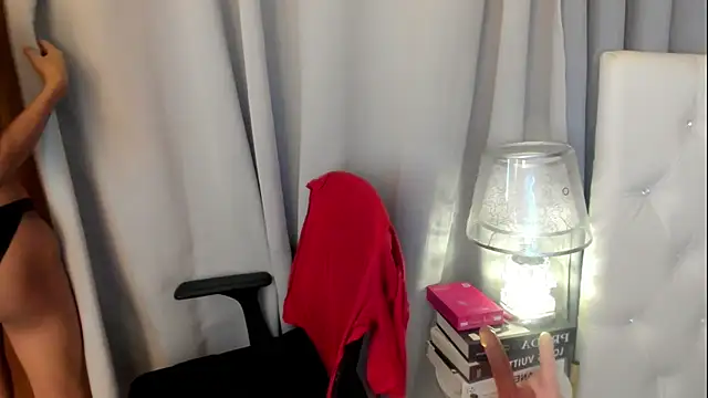 davincihugecock Show Live Cam Tình Dục
