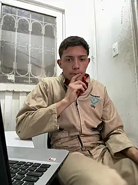 santiObrero Show di sesso, in cam, in diretta