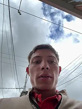 santiObrero 色情直播秀