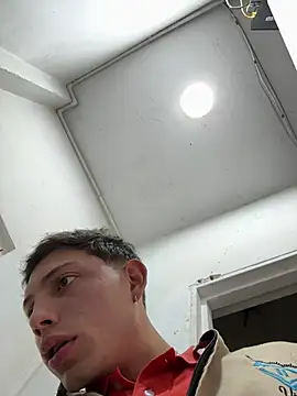 santiObrero 라이브 섹스 캠 쇼