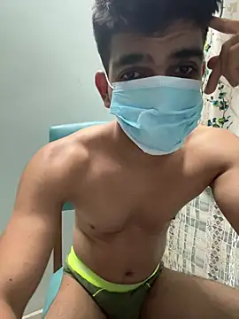 Naughtytomboy78 Adlı Modelin Canlı Seks Kamerası Şovu