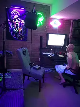 chronic_vibez Adlı Modelin Canlı Seks Kamerası Şovu