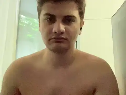 عرض كام hazel_boy الجنسي المباشر