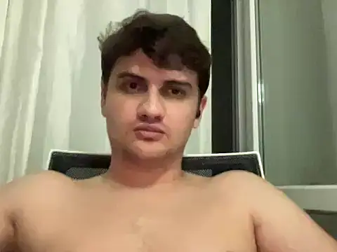 hazel_boy Adlı Modelin Canlı Seks Kamerası Şovu