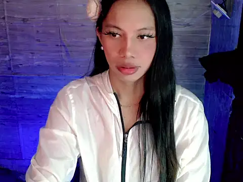 Angel_foxxxxx élő szexkamerás műsora