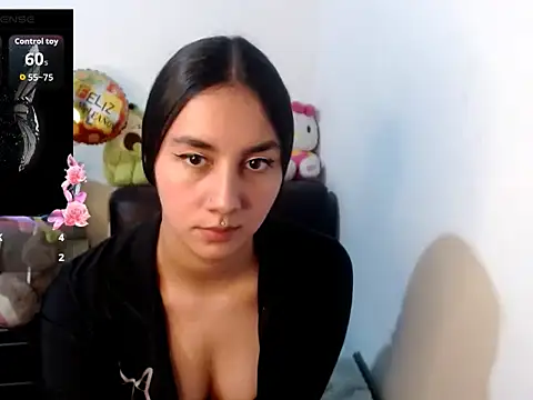 _PrettyLau10 – Naživo kamerová sex šou 
