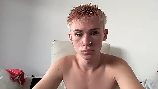 twiinknico's Live Sex Cam Show