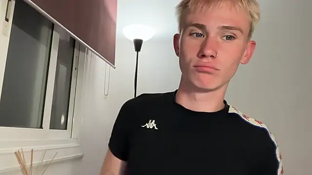 عرض كام twiinknico الجنسي المباشر