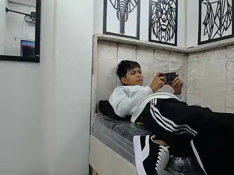 Crist_Angel – Naživo kamerová sex šou 