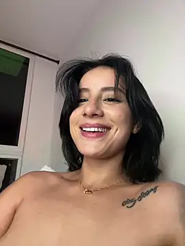 video chatting Ale Lewis