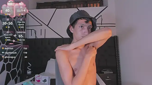 dereckcooperr (M twink) - sexy cumm