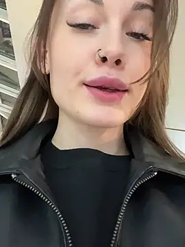 baby_brownie (F teen) - Panties off in public