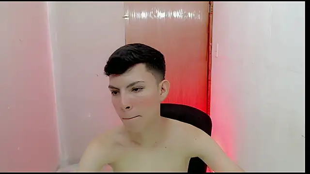 alexxx_lov (M twink) - sexi dance and masturbation mmm