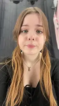 luna__mur (F teen) - make me cum w vibrations in stote