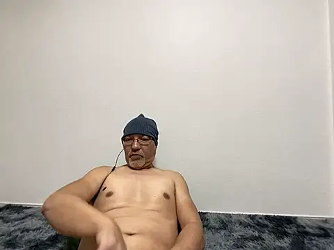 grandpa29hijii - Grandpa29hijii's free webcam - UK Sex Cams