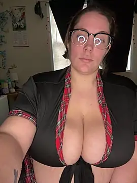 thickarella420 (F young) - Make fat ma happy daddy 🥰