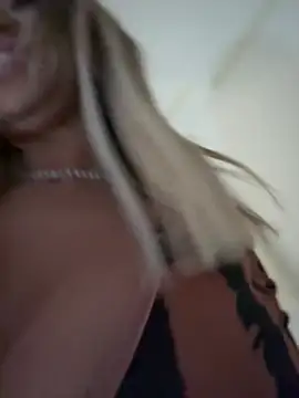 KirstieVegas webcam