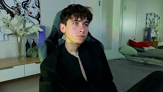 bad_boy9996 (M twink) - Cum Show