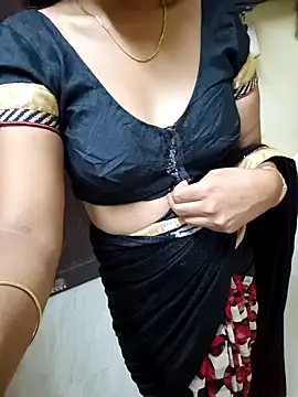 Webcam Model (Roja-Telugu777) is live