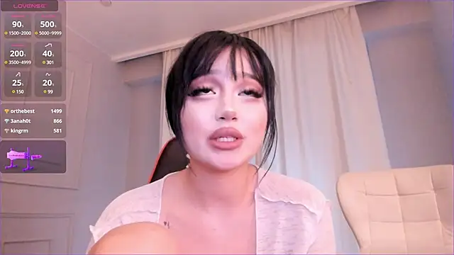  sophia_squirtits chat room