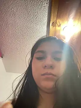 lauracardona18 (F teen) - Crean cum in your mouth