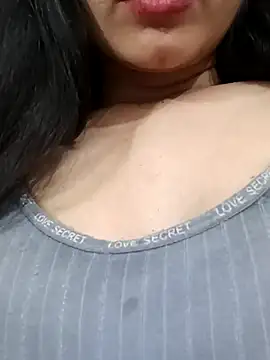 cutesarikalive (F young) - Ass show