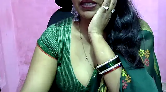 Lovely_Bhabhi38