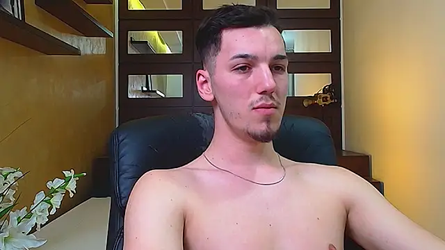 leoisaiah (M young) - CUM SHOW