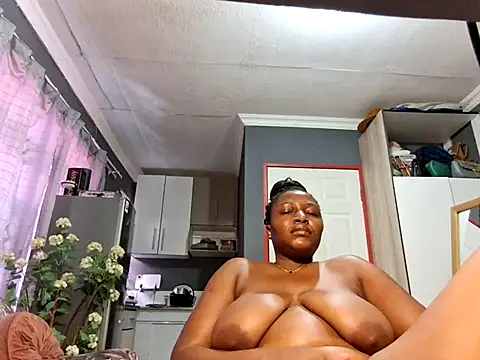 ebonyrose9 (F milf) - Be my king and win my heart