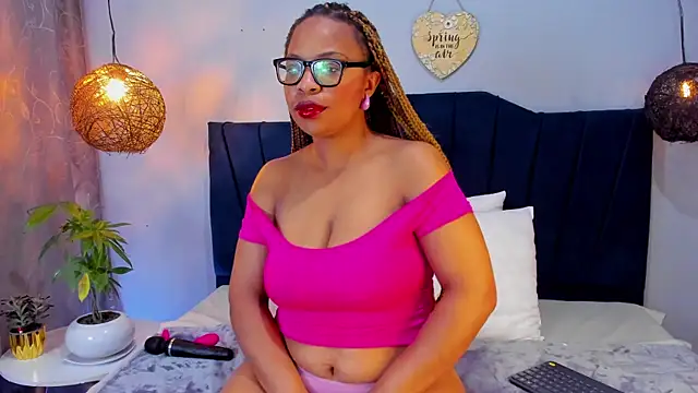 victoriamillan (F young) - Masage my tender chocolate boobs 💦💖