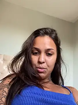 poliannaxx (F young) - BIG dildo playing 💦 23 cm