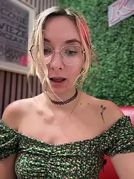 the_snowwhitee (F young) - KFCSquirt Naked in PublicLast Tip Video❤