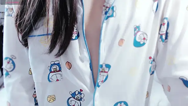 kitten_229 (F young) - “爱意开始滋长，宝贝可以喜欢我了吗”💞