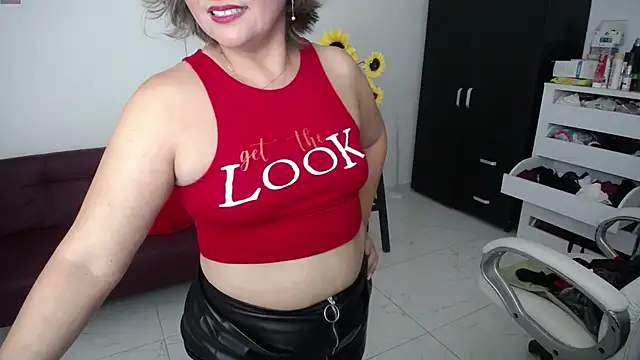 ana_milf - Ana_milf's free webcam - UK Sex Cams