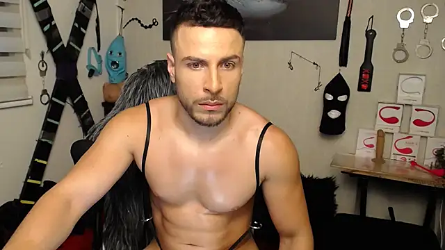 bayronfit - Bayronfit's free webcam - UK Sex Cams