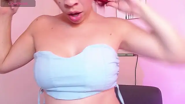 anaisrose9 - AnaisRose9's free webcam - UK Sex Cams