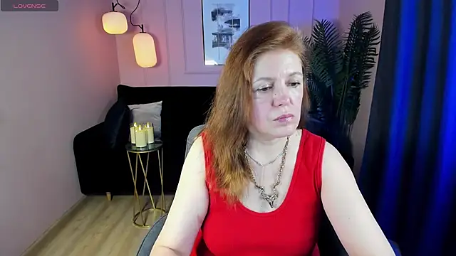 mrs_lauren (F mature) - I'll dance for you and give you love