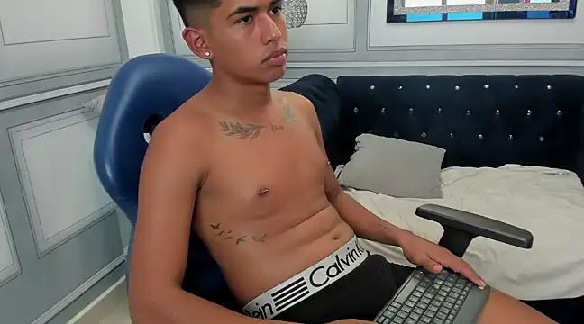 alexxx_pervert (M twink) - SHOW ASS+ OIL